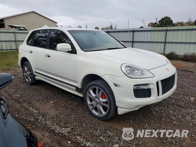 Czwarte zdjęcie samochodu z boku: 2010 PORSCHE CAYENNE GTS VIN:WP1AD2APXALA60527 - miniatura