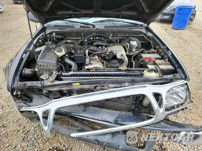 Zdjęcie 11 z 12 samochodu: 2004 TOYOTA TACOMA BASE VIN:5TEVL52N34Z313858 - miniatura