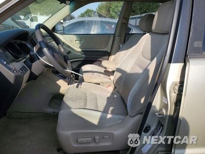 Zdjęcie 7 z 13 samochodu: 2003 TOYOTA HIGHLANDER BASE VIN:JTEGD21A530070695 - miniatura