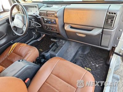 Zdjęcie 8 z 12 samochodu: 2002 JEEP WRANGLER / TJ X VIN:1J4FA39S72P742669 - miniatura
