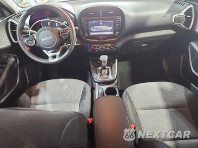 Zdjęcie 8 z 14 samochodu: 2024 KIA SOUL LX VIN:KNDJ23AU0R7915954 - miniatura