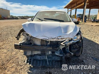 Piąte zdjęcie samochodu w środku: 2017 NISSAN SENTRA S VIN:3N1AB7AP3HY239470 - miniatura