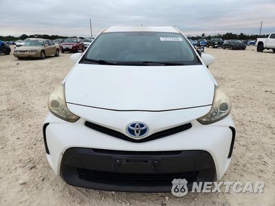 Piąte zdjęcie samochodu w środku: 2016 TOYOTA PRIUS V TWO VIN:JTDZN3EU5GJ047311 - miniatura