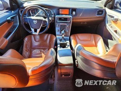 Zdjęcie 8 z 12 samochodu: 2015 VOLVO V60 PREMIER VIN:YV126MEB5F1188178 - miniatura