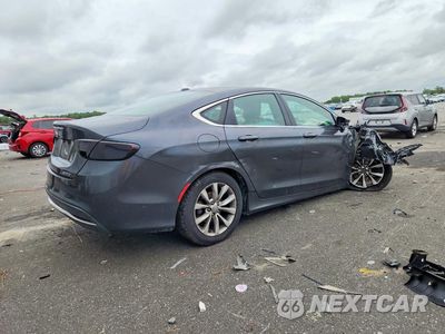 Trzecie zdjęcie samochodu z tyłu: 2015 CHRYSLER 200 C VIN:1C3CCCCBXFN584958 - miniatura