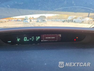 Zdjęcie 9 z 12 samochodu: 2012 TOYOTA PRIUS TWO VIN:JTDKN3DU2C1542966 - miniatura