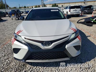 Piąte zdjęcie samochodu w środku: 2020 TOYOTA CAMRY XSE VIN:4T1K61AK1LU944587 - miniatura