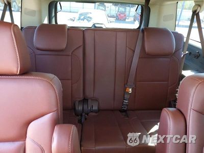 Zdjęcie 10 z 13 samochodu: 2015 CHEVROLET SUBURBAN C1500 LTZ VIN:1GNSCKKC7FR659613 - miniatura