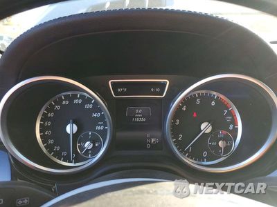 Zdjęcie 9 z 13 samochodu: 2015 MERCEDES-BENZ GL 550 4MATIC VIN:4JGDF7DE1FA557948 - miniatura