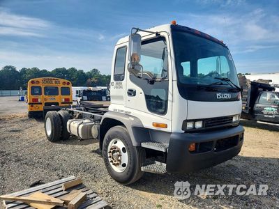 Czwarte zdjęcie samochodu z boku: 2009 ISUZU T8F TRUCK CAB AND CHASSIS VIN:4GTM8F1B69F700028 - miniatura