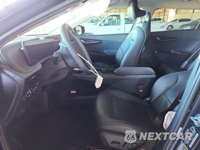 Zdjęcie 7 z 12 samochodu: 2025 KIA EV6 WIND VIN:5XYC34JAXSG009532 - miniatura
