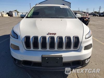 Piąte zdjęcie samochodu w środku: 2016 JEEP CHEROKEE LATITUDE VIN:1C4PJMCBXGW244455 - miniatura