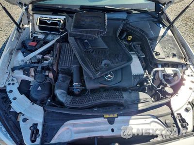 Zdjęcie 11 z 12 samochodu: 2017 MERCEDES-BENZ C 300 4MATIC VIN:55SWF4KB4HU212958 - miniatura