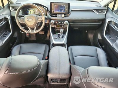 Zdjęcie 8 z 13 samochodu: 2021 TOYOTA RAV4 HYBRID XLE PREMIUM VIN:4T3B6RFV3MU020288 - miniatura