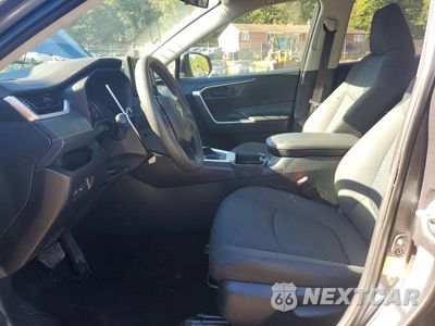 Zdjęcie 7 z 12 samochodu: 2019 TOYOTA RAV4 LE VIN:JTMG1RFV8KJ011196 - miniatura