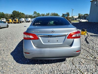 Zdjęcie 6 z 13 samochodu: 2013 NISSAN SENTRA S VIN:3N1AB7AP8DL768856 - miniatura
