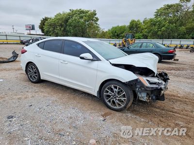 Czwarte zdjęcie samochodu z boku: 2020 HYUNDAI ELANTRA LIMITED VIN:5NPD84LF1LH548176 - miniatura