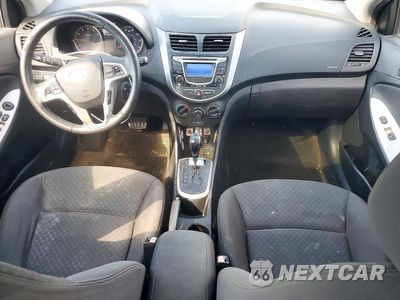 Zdjęcie 8 z 12 samochodu: 2013 HYUNDAI ACCENT SE VIN:KMHCU5AE8DU067125 - miniatura