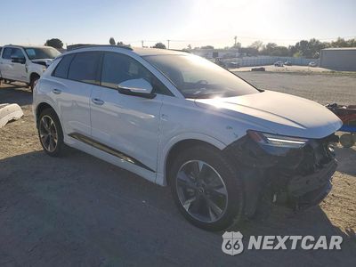Czwarte zdjęcie samochodu z boku: 2023 AUDI Q4 E-TRON PRESTIGE VIN:WA1M2BFZ2PP027998 - miniatura
