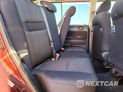Zdjęcie 11 z 13 samochodu: 2004 SCION XB BASE VIN:JTLKT324640157298 - miniatura