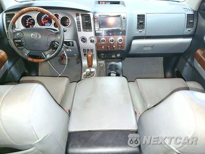 Zdjęcie 8 z 12 samochodu: 2011 TOYOTA TUNDRA CREWMAX LIMITED VIN:5TFHW5F15BX199491 - miniatura
