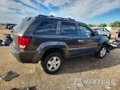 Trzecie zdjęcie samochodu z tyłu: 2006 JEEP GRAND CHEROKEE LAREDO VIN:1J4GR48K76C120896 - miniatura