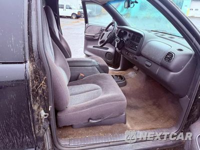 Piąte zdjęcie samochodu w środku: 1999 DODGE DAKOTA VIN:1B7GL22Z1XS254313 - miniatura