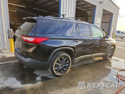 Trzecie zdjęcie samochodu z tyłu: 2019 CHEVROLET TRAVERSE HIGH COUNTRY VIN:1GNEVJKW7KJ259782 - miniatura