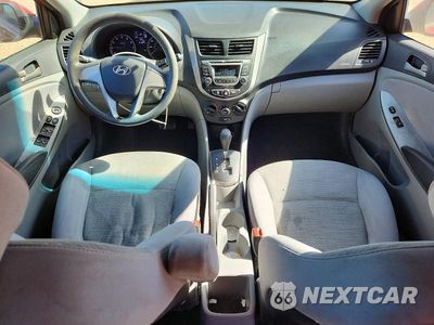 Zdjęcie 8 z 12 samochodu: 2017 HYUNDAI ACCENT SE VIN:KMHCT4AE0HU390328 - miniatura