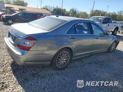Trzecie zdjęcie samochodu z tyłu: 2009 MERCEDES-BENZ S 550 4MATIC VIN:WDDNG86X79A265449 - miniatura