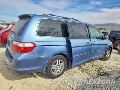 Trzecie zdjęcie samochodu z tyłu: 2005 HONDA ODYSSEY EXL VIN:5FNRL38745B092918 - miniatura