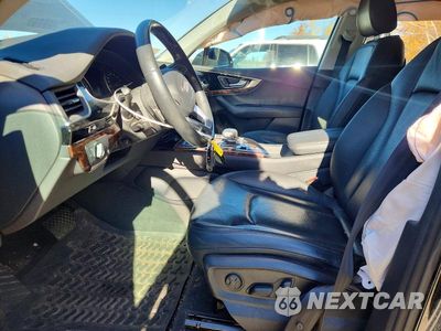 Zdjęcie 7 z 13 samochodu: 2018 AUDI Q7 VIN:WA1LAAF74JD038078 - miniatura