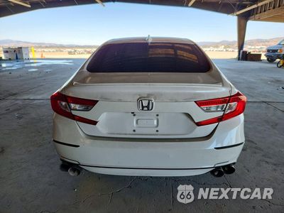 Zdjęcie 6 z 12 samochodu: 2018 HONDA ACCORD SPORT VIN:1HGCV2E39JA049224 - miniatura