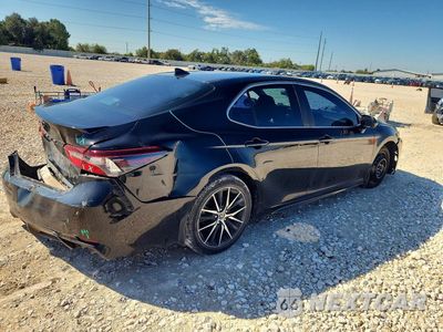Trzecie zdjęcie samochodu z tyłu: 2021 TOYOTA CAMRY SE VIN:4T1G11AK5MU593012 - miniatura