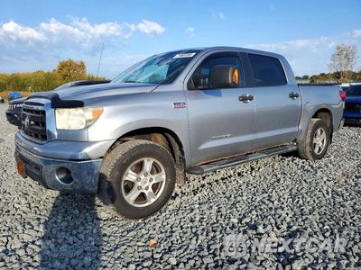 2010 TOYOTA TUNDRA CREWMAX SR5 5TFDY5F1XAX136992 - główne zdjęcie licytacji z USA - miniatura
