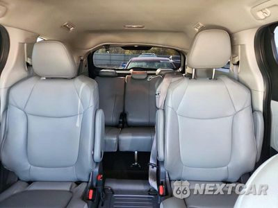 Zdjęcie 10 z 13 samochodu: 2021 TOYOTA SIENNA XLE VIN:5TDYRKEC4MS050328 - miniatura