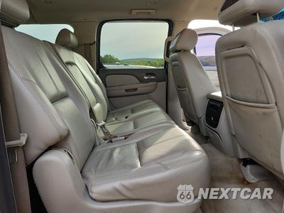 Zdjęcie 11 z 13 samochodu: 2009 GMC YUKON XL SLT VIN:1GKFK36399J100682 - miniatura