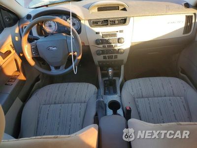 Zdjęcie 8 z 12 samochodu: 2010 FORD FOCUS SE VIN:1FAHP3FN0AW138029 - miniatura