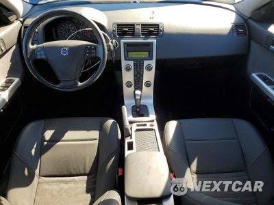 Zdjęcie 8 z 12 samochodu: 2010 VOLVO S40 2.4I VIN:YV1390MS0A2507057 - miniatura