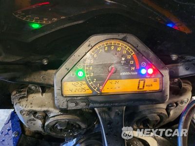 Zdjęcie 7 z 10 samochodu: 2006 HONDA CBR1000 RR VIN:JH2SC57006M205197 - miniatura