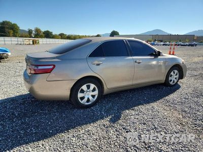 Trzecie zdjęcie samochodu z tyłu: 2008 TOYOTA CAMRY BASE VIN:4T1BE46K38U227810 - miniatura