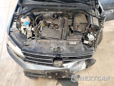 Zdjęcie 11 z 12 samochodu: 2017 VOLKSWAGEN JETTA SE VIN:3VWDB7AJ9HM286688 - miniatura