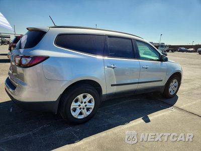 Trzecie zdjęcie samochodu z tyłu: 2015 CHEVROLET TRAVERSE LS VIN:1GNKRFKD5FJ284673 - miniatura