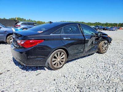 Trzecie zdjęcie samochodu z tyłu: 2013 HYUNDAI SONATA LIMITED 2.0T VIN:5NPEC4AB2DH567999 - miniatura