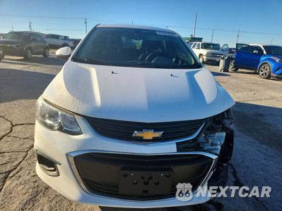 Piąte zdjęcie samochodu w środku: 2017 CHEVROLET SONIC VIN:1G1JG6SH5H4174679 - miniatura