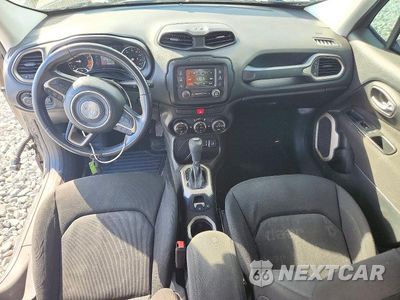 Zdjęcie 8 z 14 samochodu: 2015 JEEP RENEGADE LATITUDE VIN:ZACCJABT1FPB51150 - miniatura