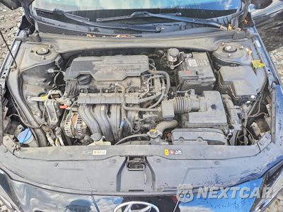 Zdjęcie 11 z 12 samochodu: 2021 HYUNDAI ELANTRA LIMITED VIN:KMHLP4AG5MU162132 - miniatura