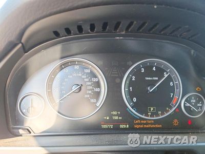 Zdjęcie 9 z 13 samochodu: 2015 BMW X5 XDRIVE50I VIN:5UXKR6C58F0J74785 - miniatura