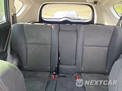 Zdjęcie 10 z 14 samochodu: 2016 TOYOTA RAV4 XLE VIN:2T3RFREV4GW472402 - miniatura