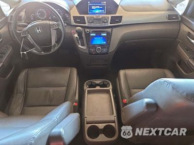 Zdjęcie 8 z 13 samochodu: 2016 HONDA ODYSSEY EXL VIN:5FNRL5H68GB035661 - miniatura